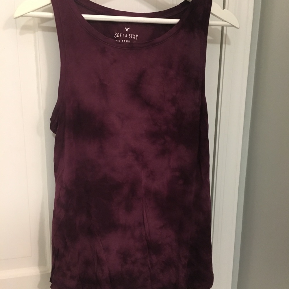 American Eagle maroon tank top